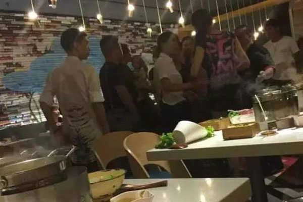 Waiter pouring boiling water on customer arrested