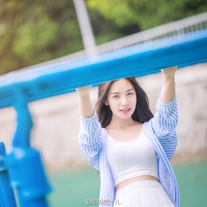 Campus belle of Central China Normal University