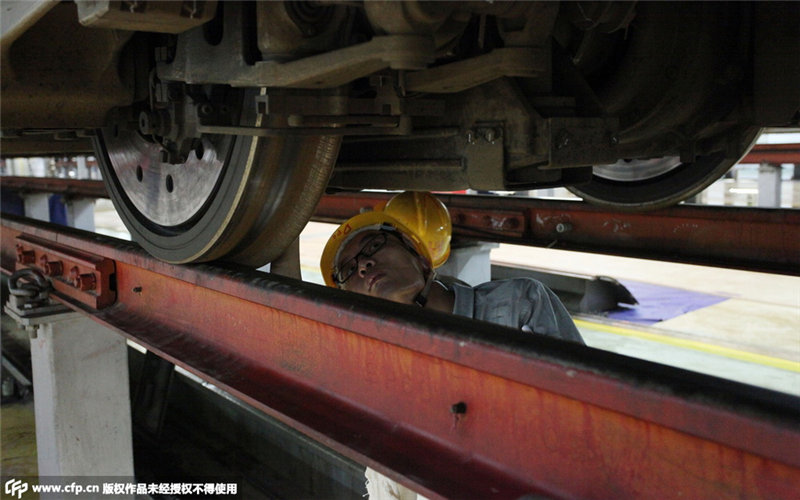 A visit to high speed train maintenance workshop