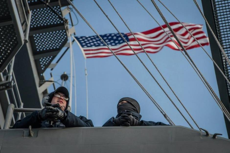 U.S. jets intercept Russian bombers flying near U.S. aircraft carrier