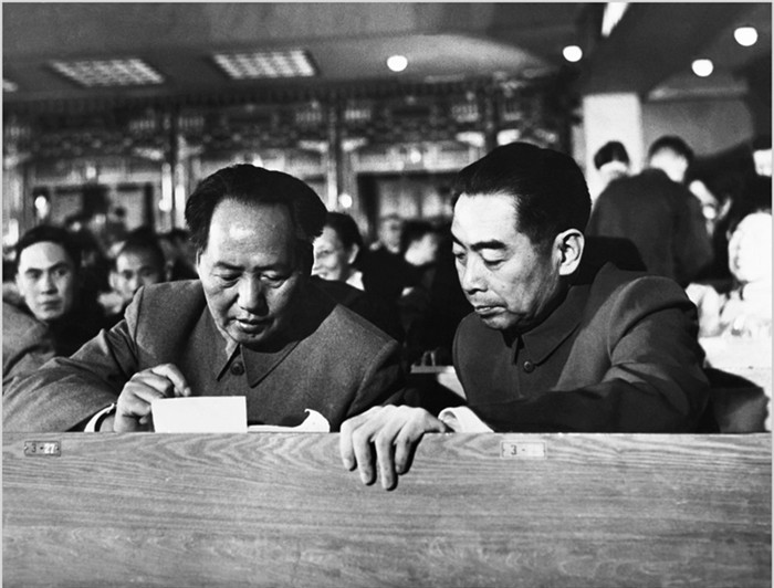 Chinese leaders in lens of photographer Hou Bo