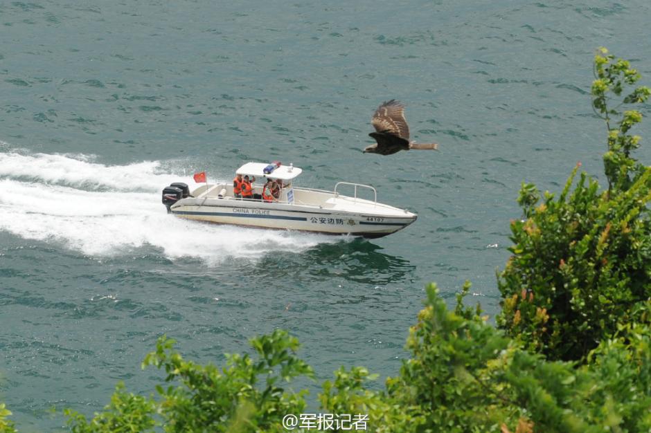 UAVs used in anti-smuggling operations by frontier soldiers in Shenzhen