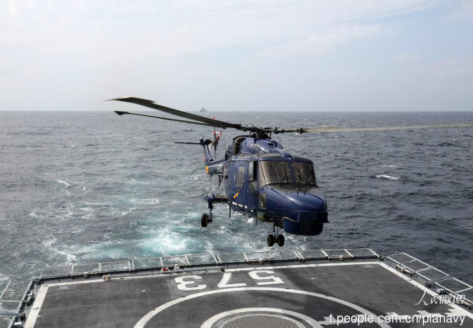 PLA Navy, Danish Navy hold joint anti-pirate drill in the Gulf of Aden