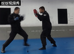 Valiant policeman and his cute daughter