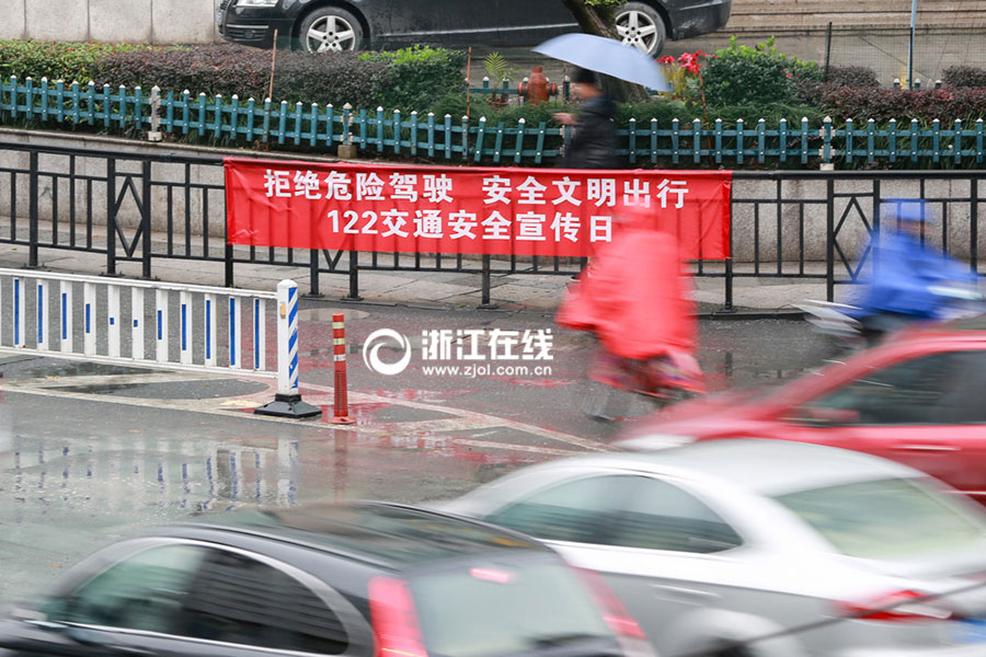 Watch out! Lovers cuddling as they drive a car

