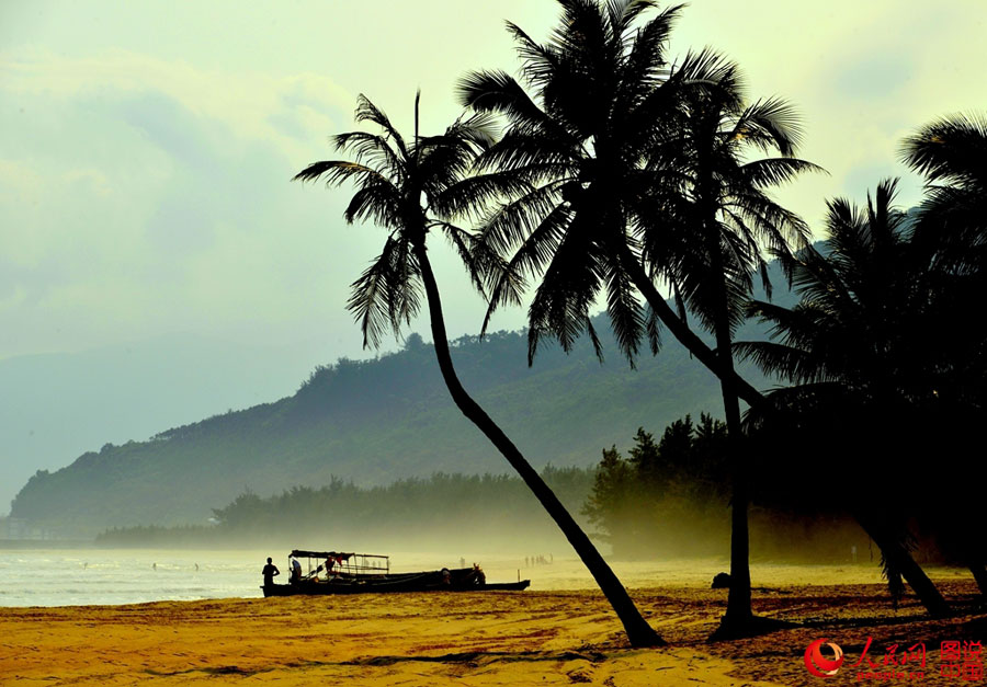 Deep love for breathtaking Hainan
