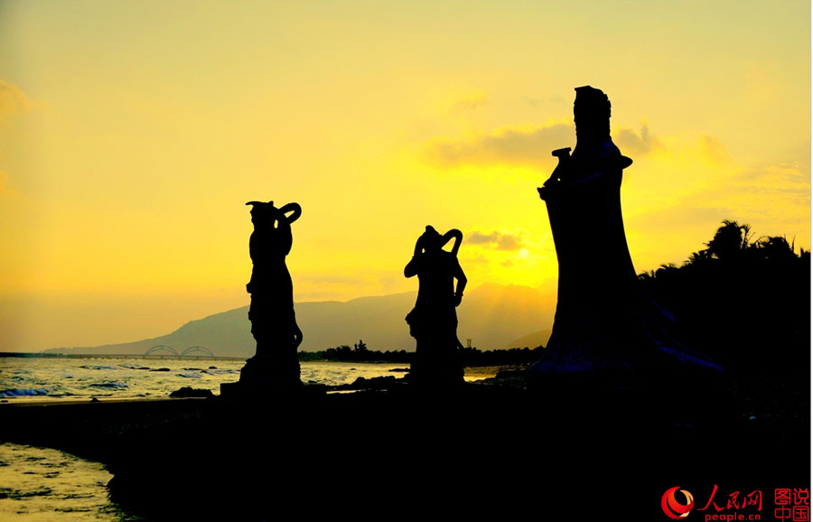 Deep love for breathtaking Hainan
