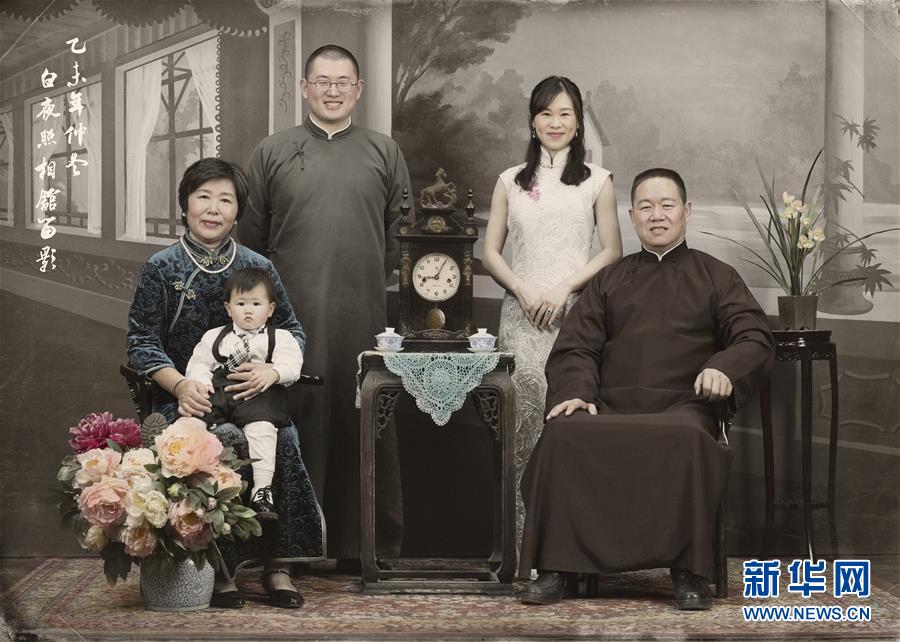 Family portraits full of love