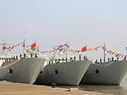 Three new-type tank landing ships join the East China Sea Fleet