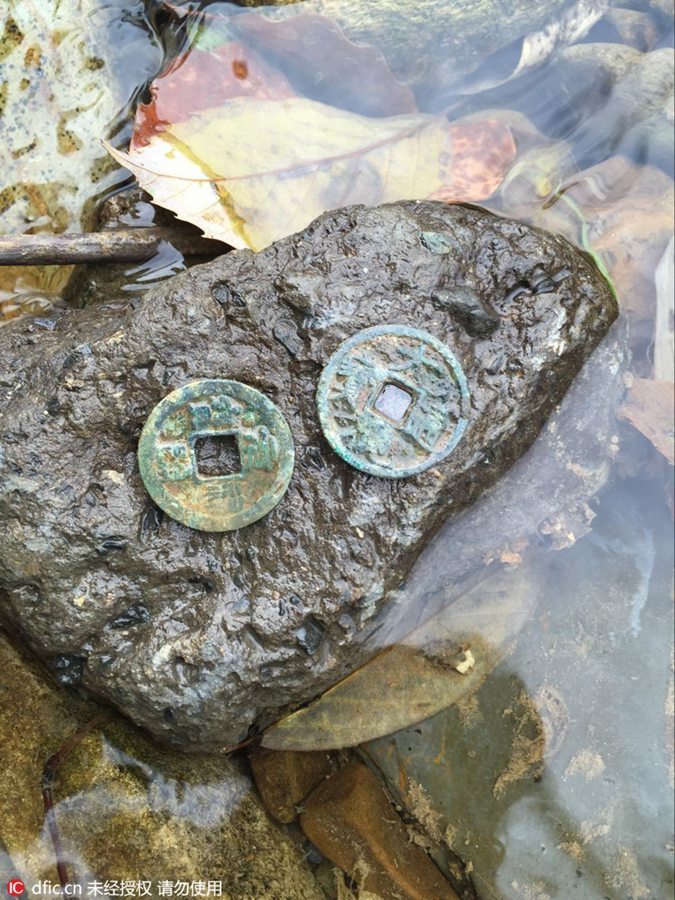 Tombs of Song Dynasty unearthed in Zhejiang