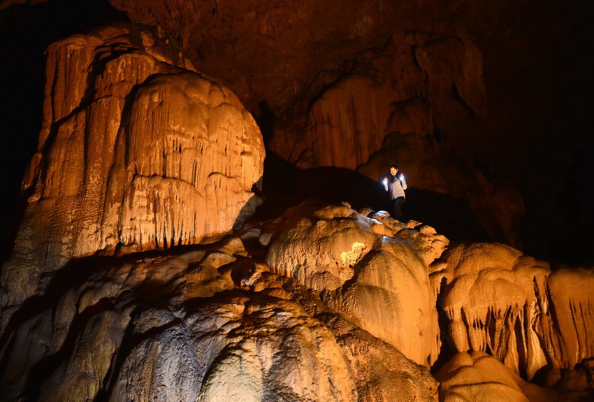 Amazing underground landscape in Hubei