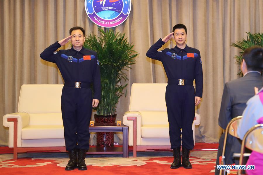 Chinese astronauts meet the press after space mission