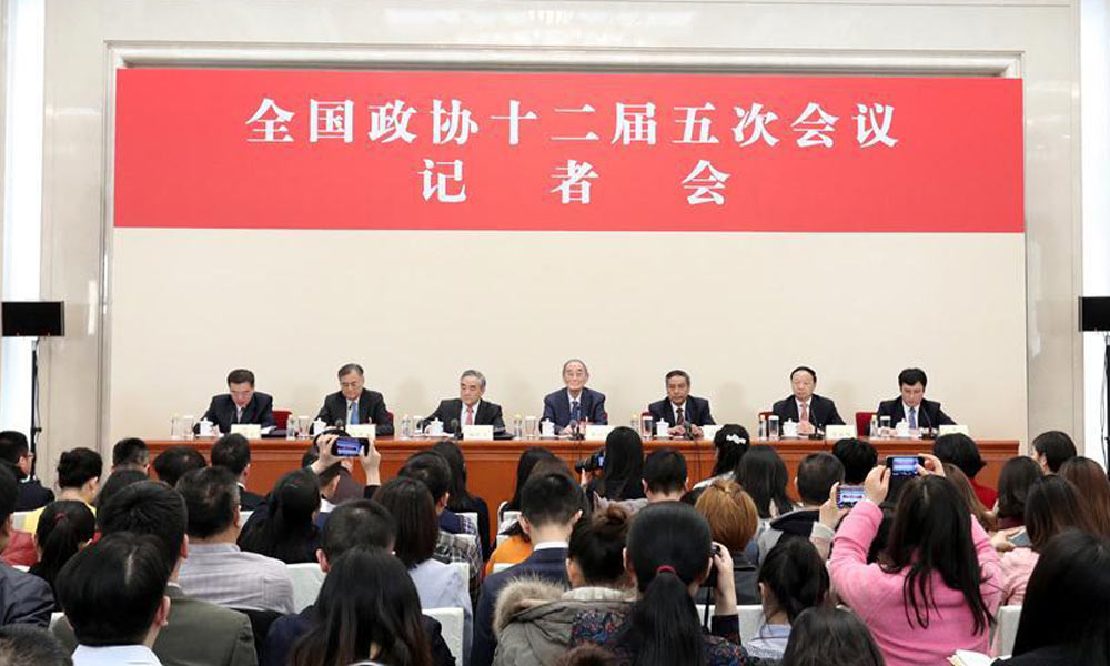 CPPCC members attend press conference on promoting economic growth