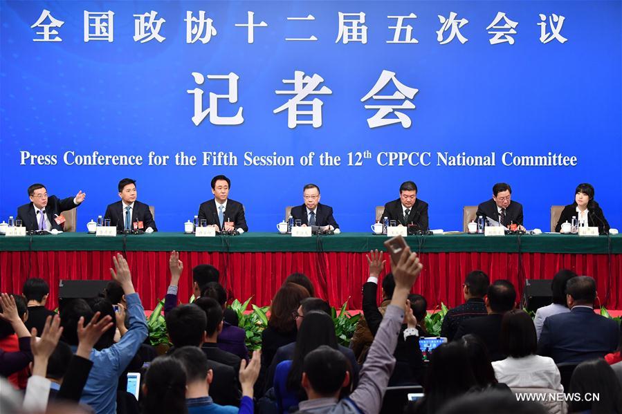 CPPCC members attend press conference on benefiting society and people