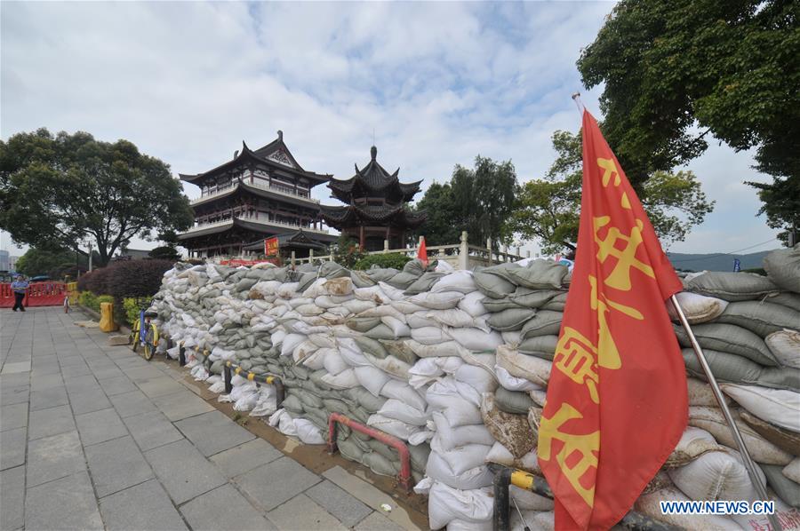 964,600 residents relocated in C China's Hunan due to flood