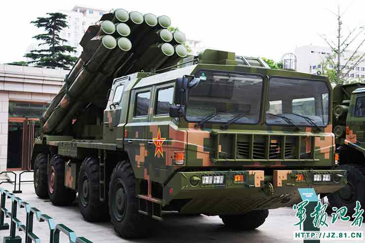 PLA weapons exhibition opens to the public