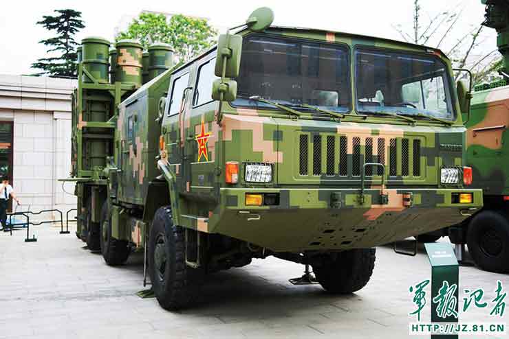 PLA weapons exhibition opens to the public