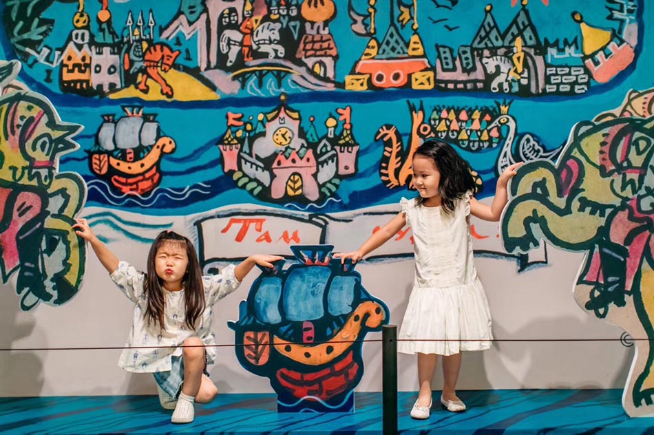 Illustration winners of Hans Christian Andersen Award on display in Beijing