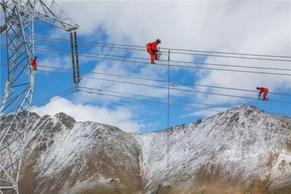 World’s highest power transmission project completed in Tibet