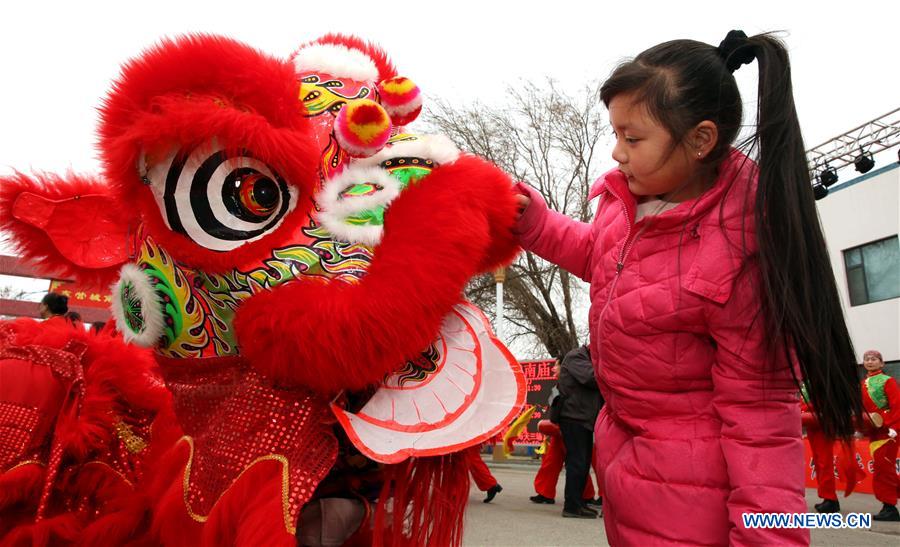Temple fairs held across China during Spring Festival holiday