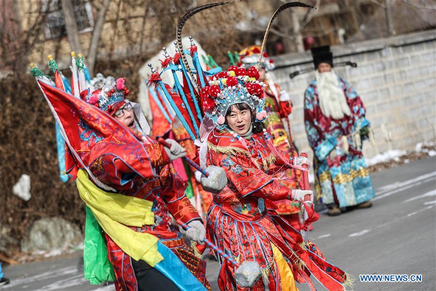Villagers rehearse for traditional shehuo performance in NE China's Liaoning