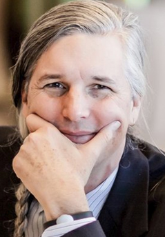 Scott Mauvais，Director, Technology & Civic Innovation, Microsoft