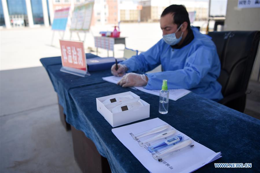 Students in Xinjiang to return to school on March 23