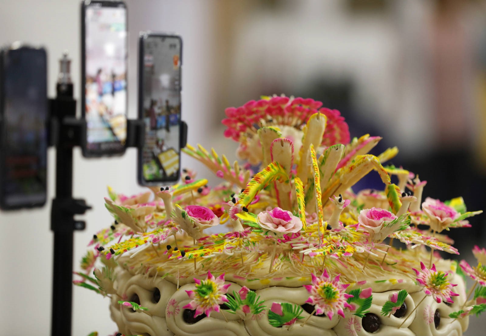 China’s intangible cultural heritage goes online, gains new vitality