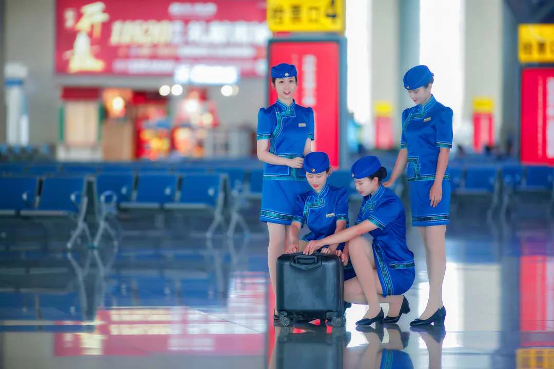 Hohhot high-speed trains update female attendant’s uniforms with Mongolian elements 
