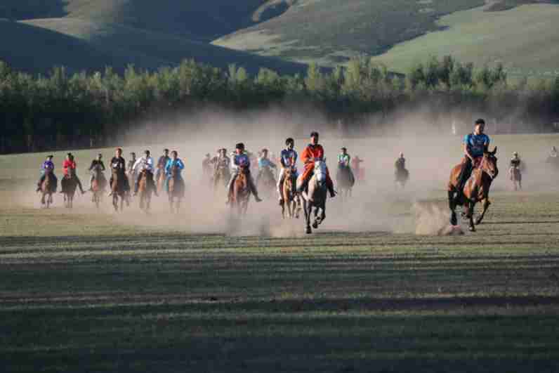 China sees recovery of domestic tourism