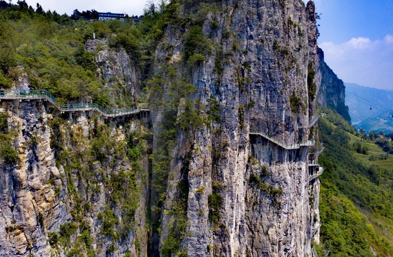 Spectacular scenery of “Oriental Colorado Canyon” in C China's Hubei