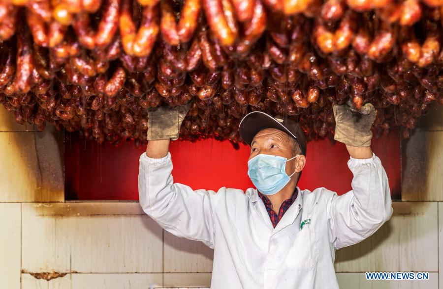 In pics: poverty-alleviation workshop in Guizhou