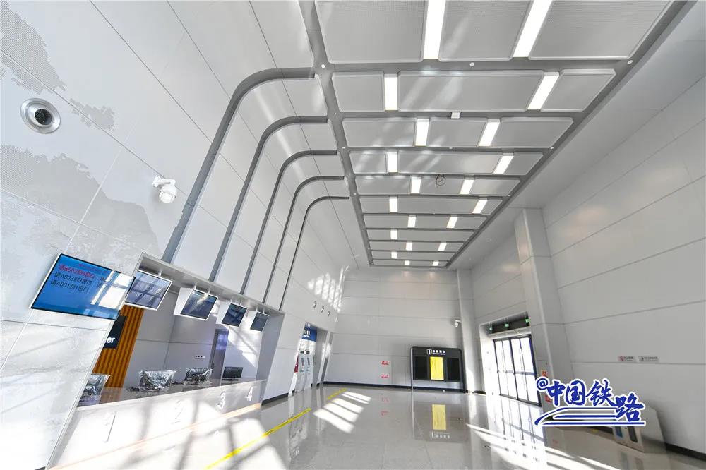 Beijing-Harbin high-speed railway starts operation