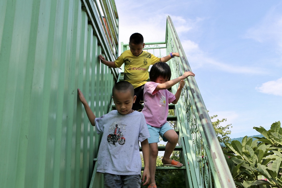 Young talents return to hometown to boost local development in S China’s Guangdong