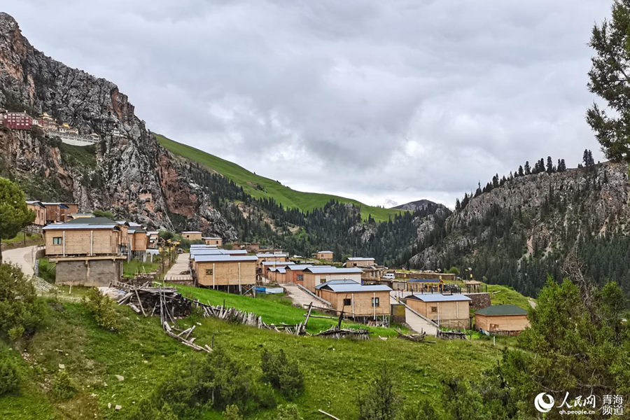 In pics: Beautiful scenery of Sanjiangyuan region in NW China's Qinghai