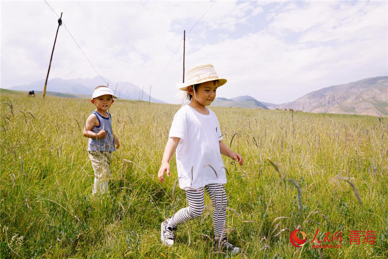 Experience natural beauty, nighttime tourism of Qilian county in NW China’s Qinghai