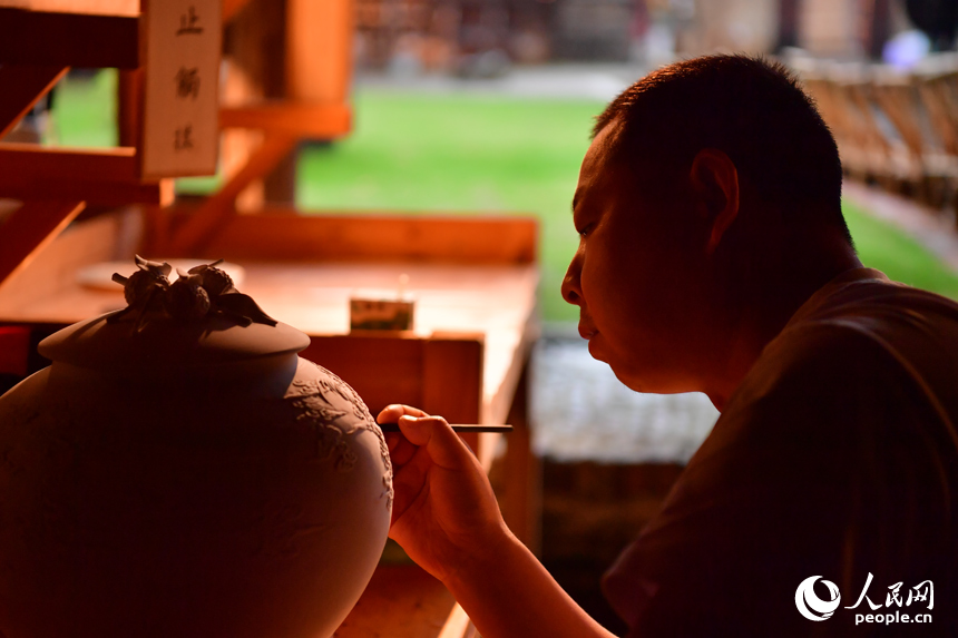 Young artisans chase dreams in