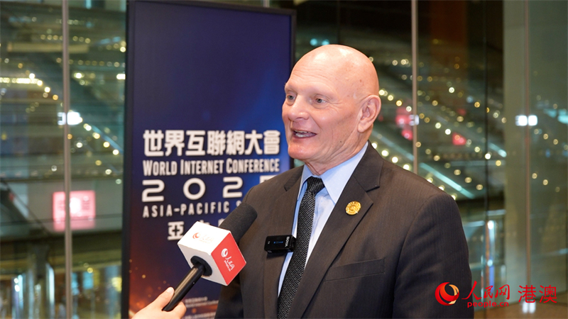 Let the world know innovation is coming out of China, says GSMA CEO John Hoffman