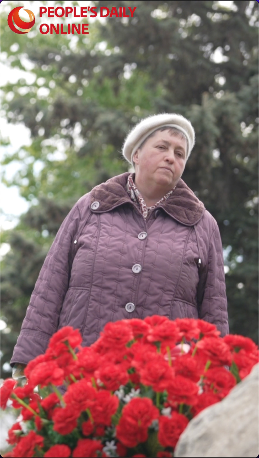 Red flags soar! Moscow dressed up to celebrate Victory Day
