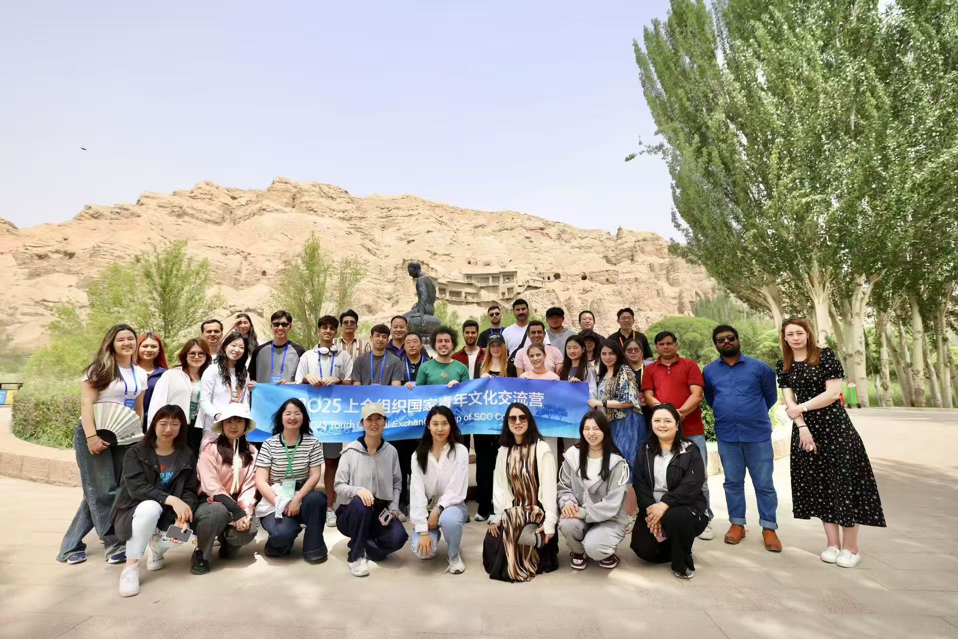 Foreign journalists refute Western propaganda after visiting Xinjiang