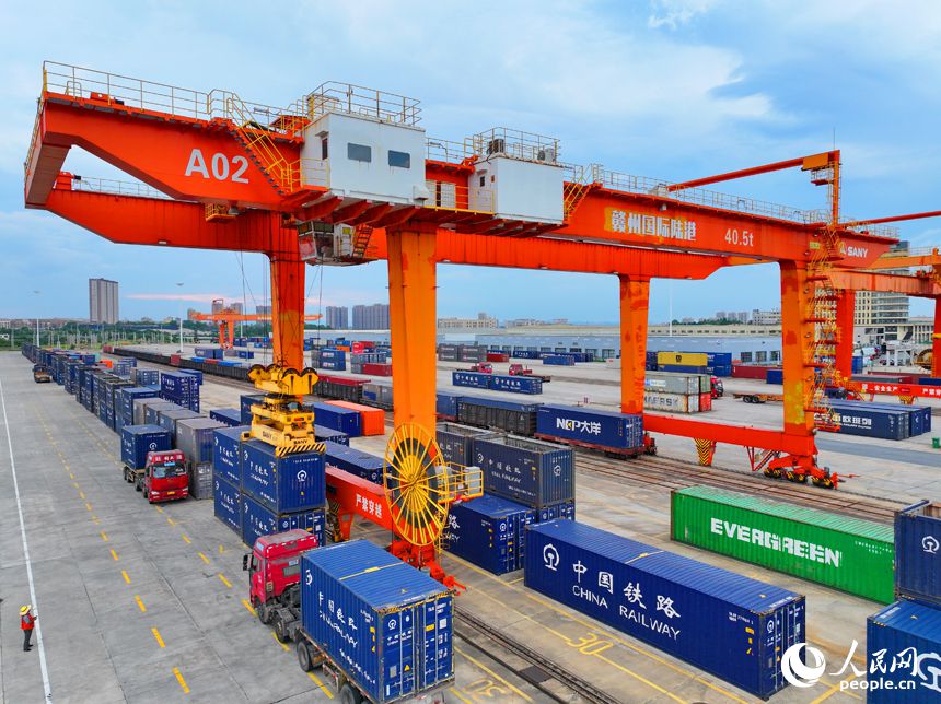 International land port facilitates furniture exports in E China's Jiangxi