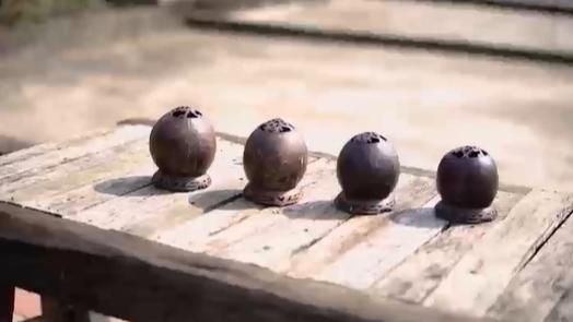 Trending in China | Coconut shell carving