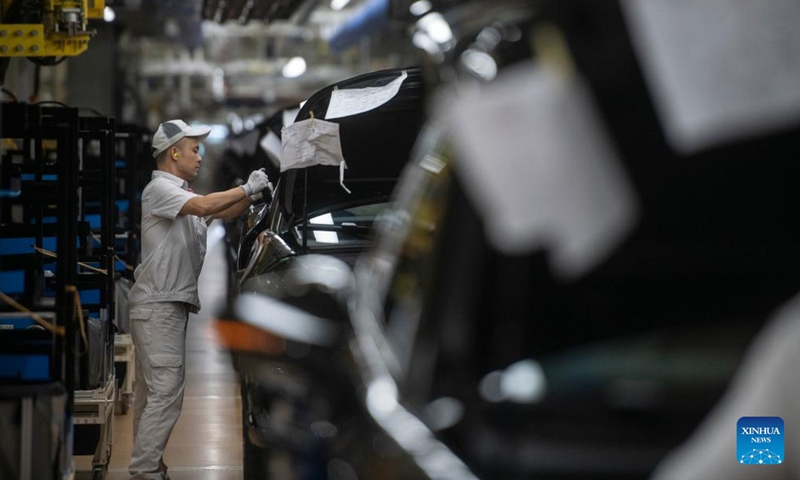 A worker works at an assembly line of Dongfeng Motor Corporation in Wuhan, central China's Hubei Province, Sept. 6, 2024. (Photo: Xinhua)
